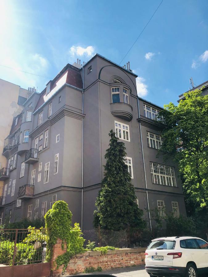 Dobrobeat Lejlighed Bratislava Eksteriør billede
